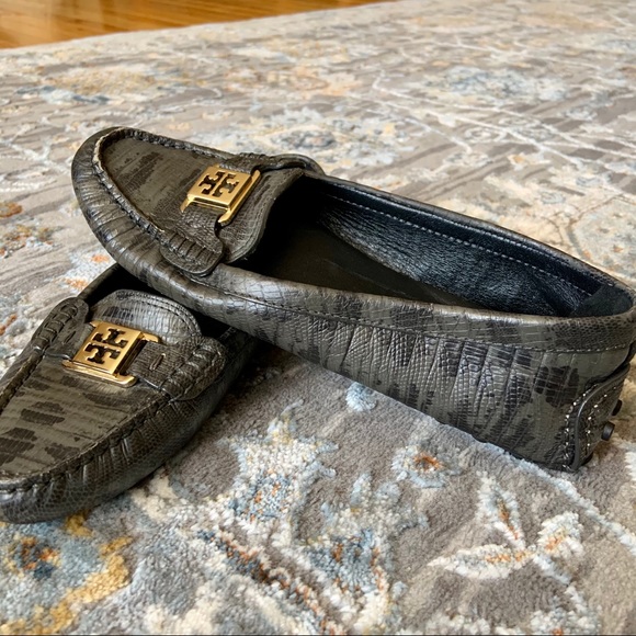 SOLD Tory Burch Kendrick Driving Loafers Snake 7.5 - Picture 8 of 9